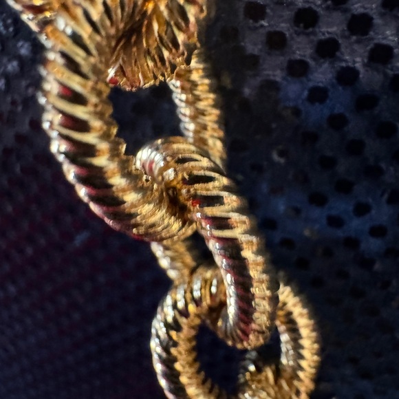 Salvatore Ferragamo handbag  preowned but never used. Very good condition. - Picture 7 of 12